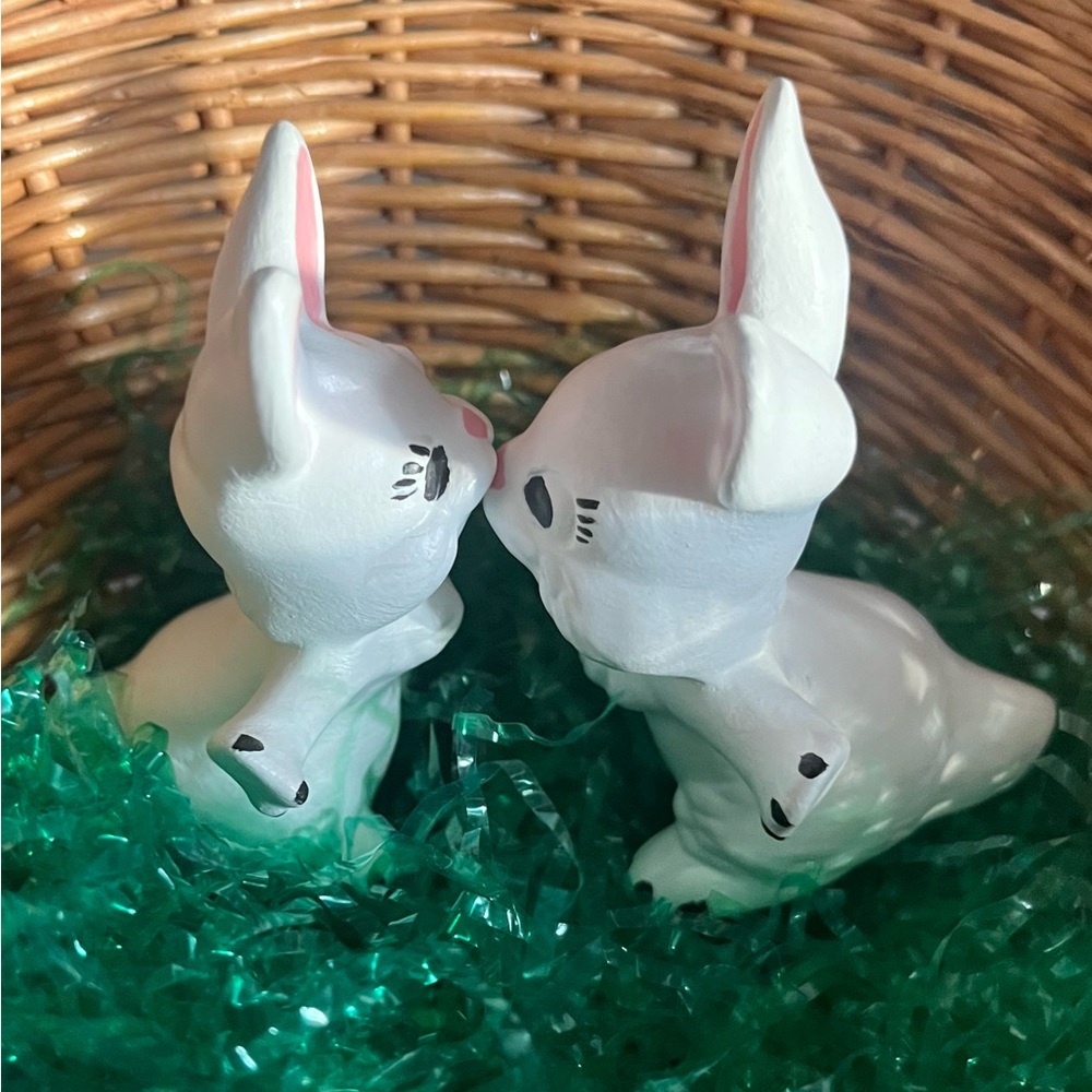 Charming Vintage White Bunny Figurines